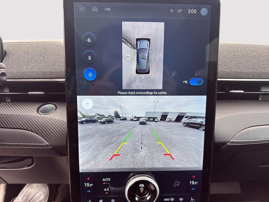 2023 Ford Mustang Mach-E PREMIUM AWD-16