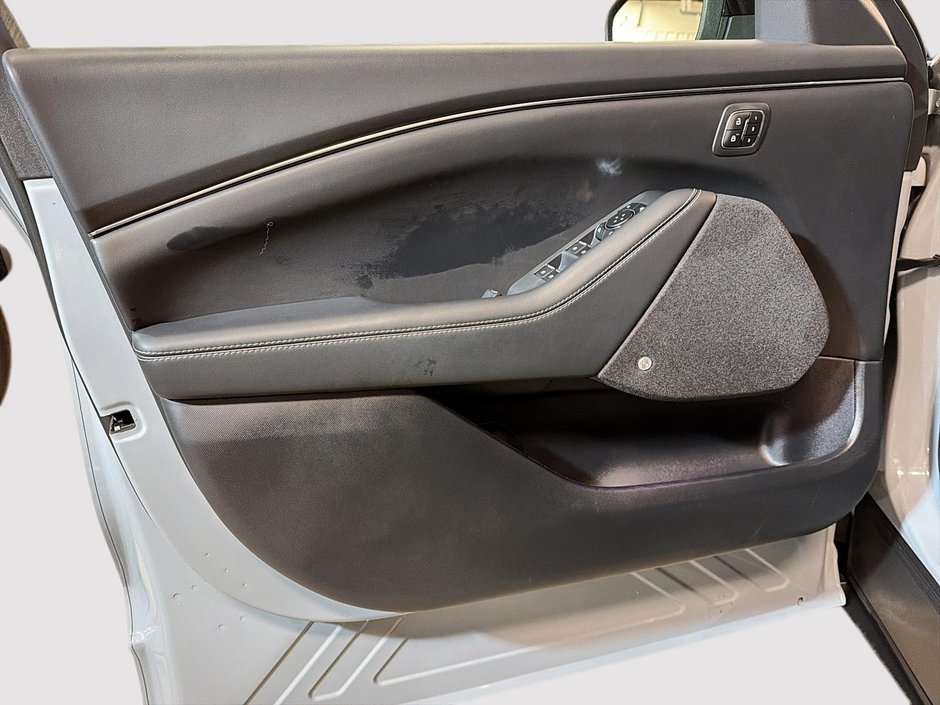 2024 Ford Mustang Mach-E PREMIUM AWD LONGRANGE-10