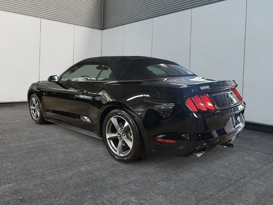 2017 Ford Mustang V6-3