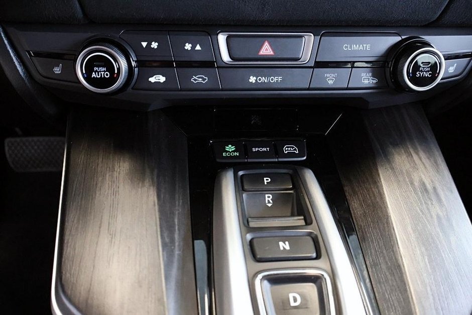 Honda Clarity Plug-In Hybrid Touring Cuir Navigation 2021-18