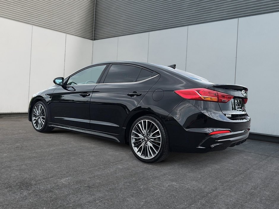Hyundai Elantra Sport 2018-3