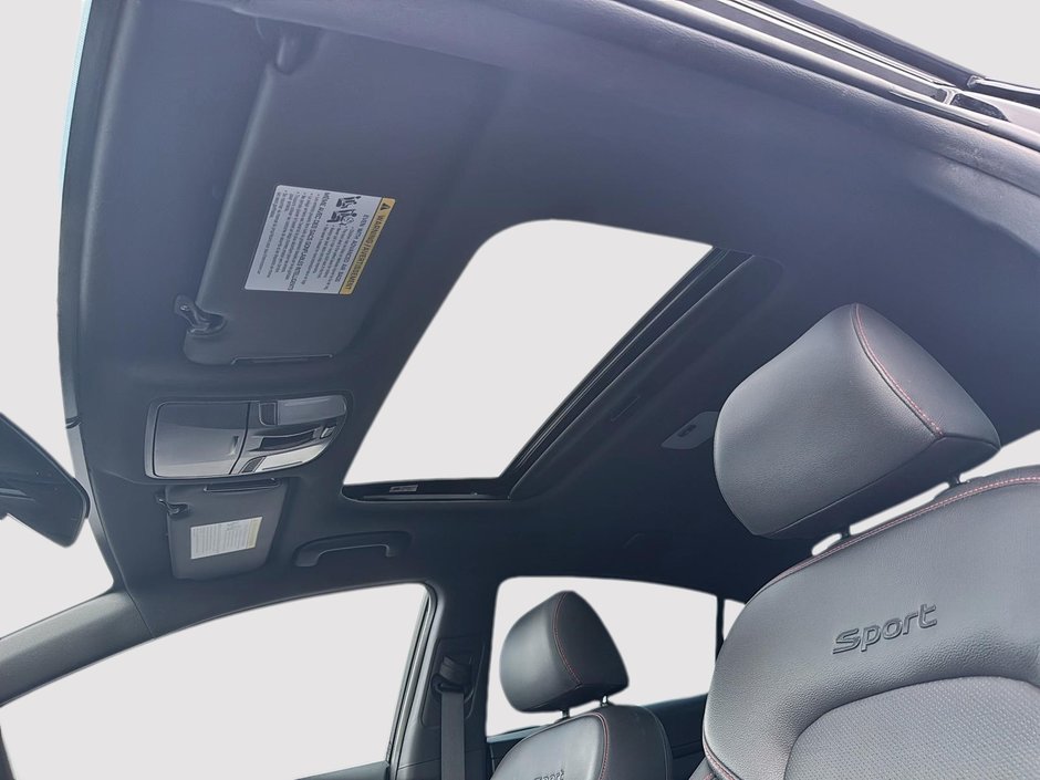 Hyundai Elantra Sport 2018-15