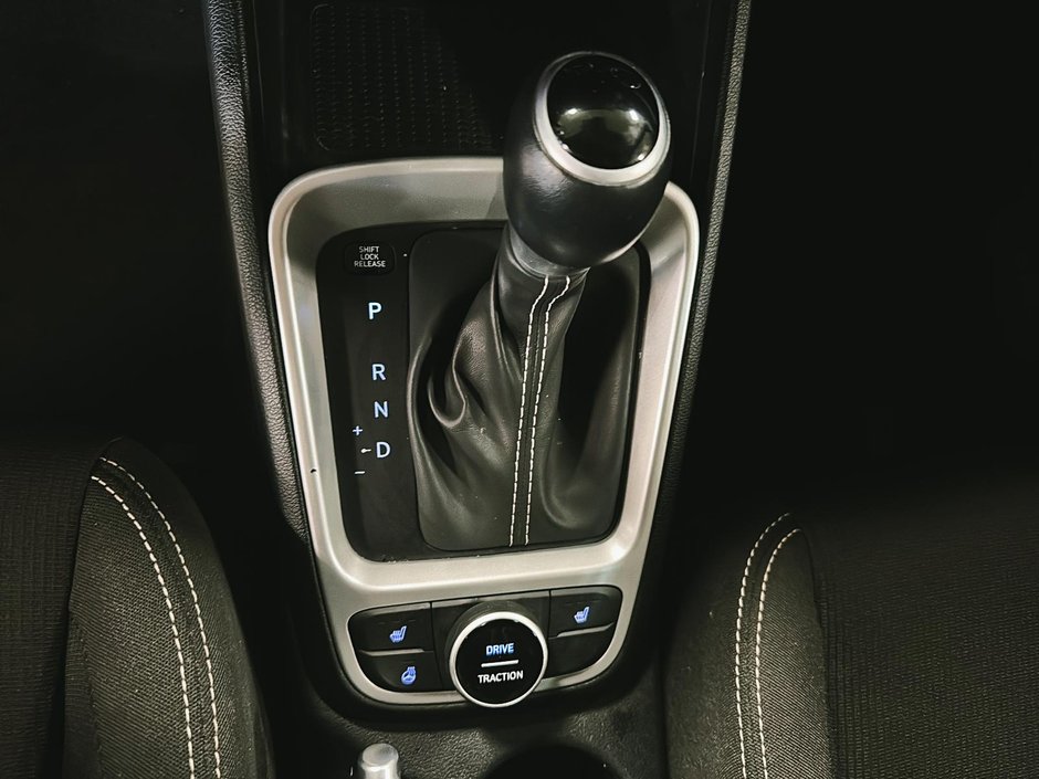 2023 Hyundai Venue Preferred Automatique-14