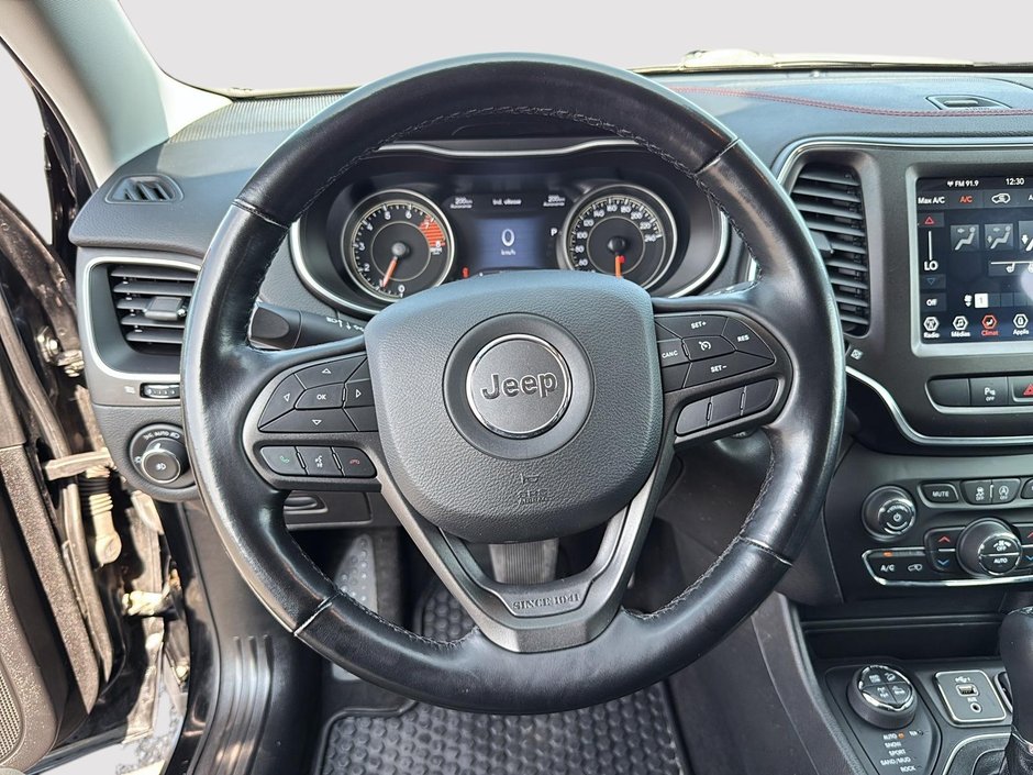 2021 Jeep Cherokee Trailhawk-11