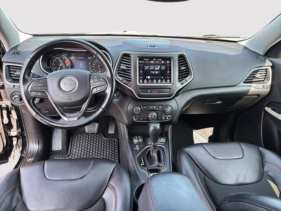 2021 Jeep Cherokee Trailhawk-9