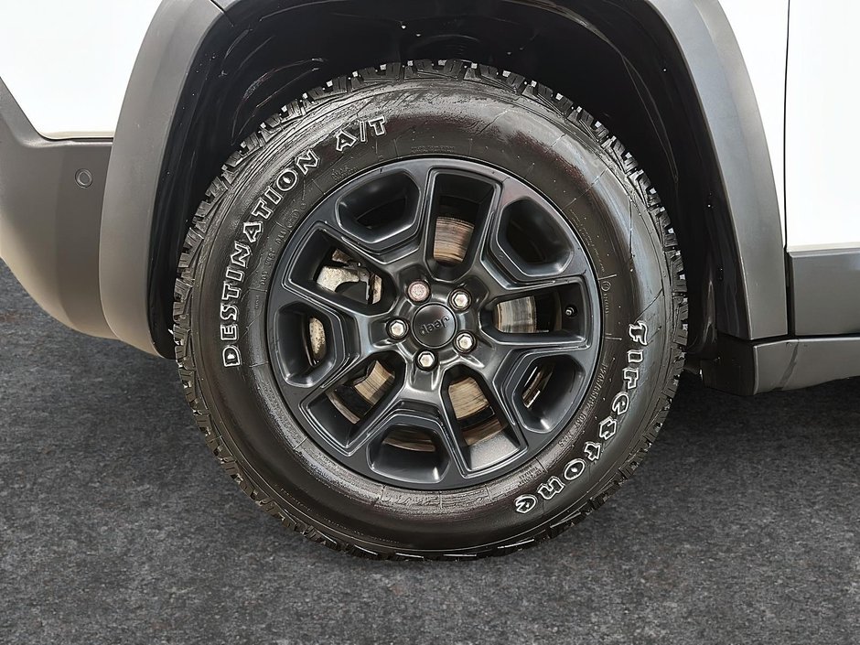 2021 Jeep Cherokee Trailhawk Elite-6