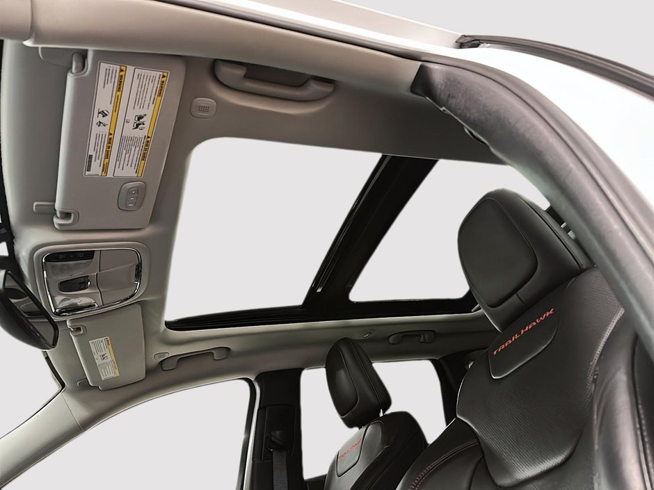 2021 Jeep Cherokee Trailhawk Elite-16