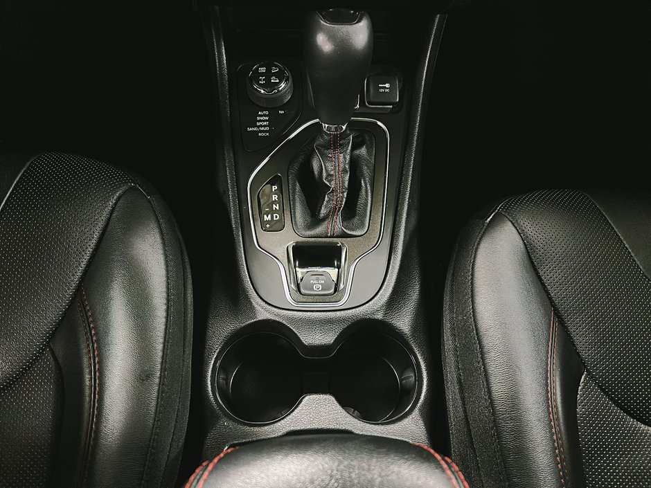 2021 Jeep Cherokee Trailhawk Elite-14