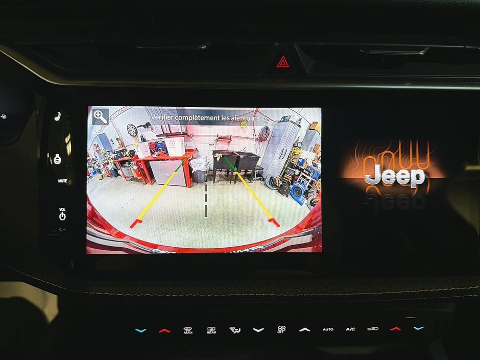 2026 Jeep Cherokee Laredo-16