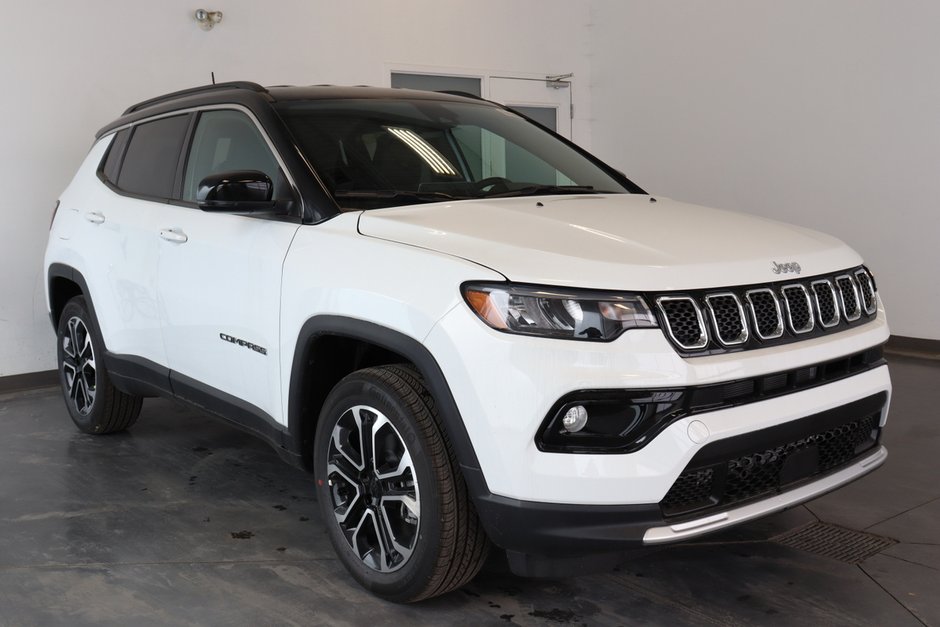 2023 Jeep Compass Limited 4X4-3