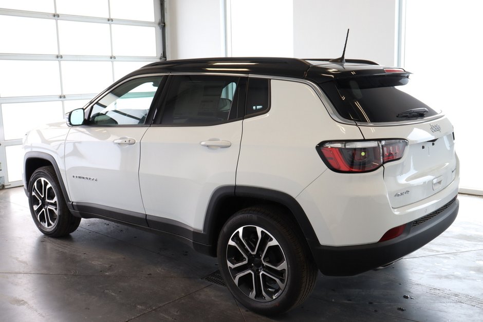 2023 Jeep Compass Limited 4X4-4