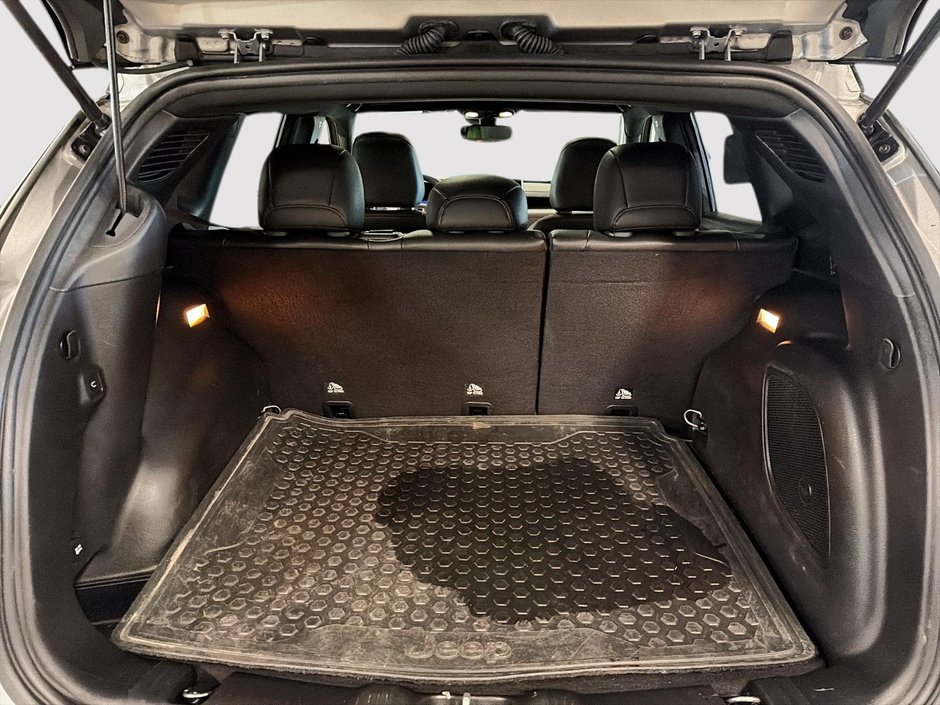 Jeep Compass Trailhawk Elite 2023-5