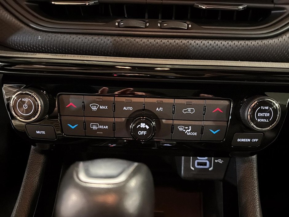 Jeep Compass Trailhawk Elite 2023-13