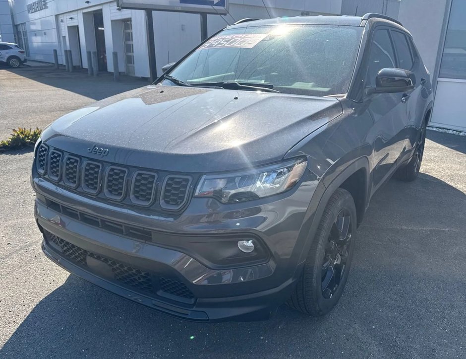 Jeep Compass Altitude Luxe 4X4 Navigation 2024 à St-Jean-Sur-Richelieu, Québec