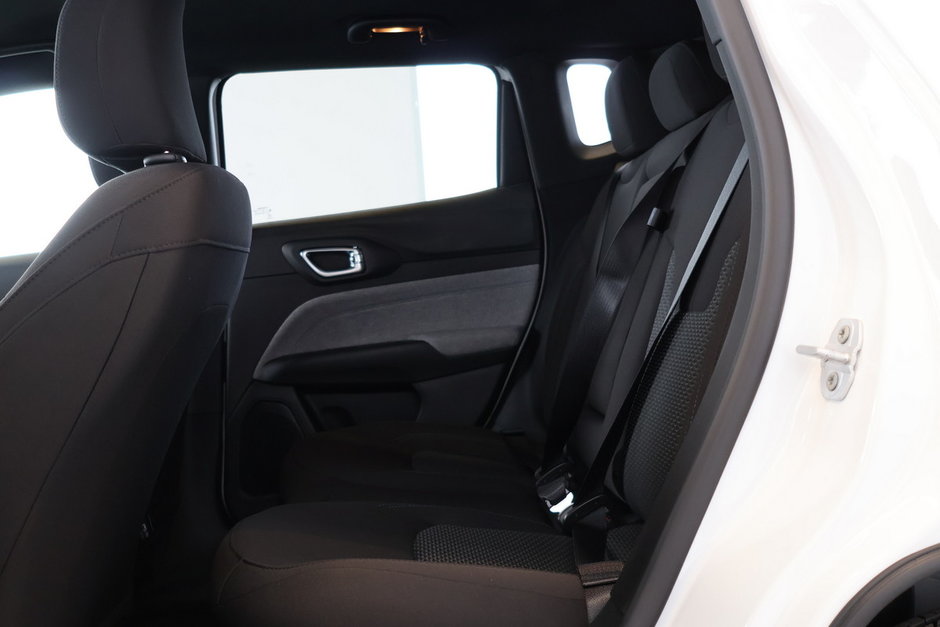 2025 Jeep Compass SPORT-19