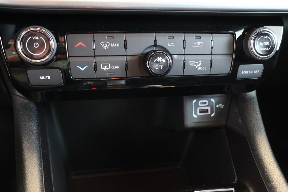 2025 Jeep Compass SPORT-16