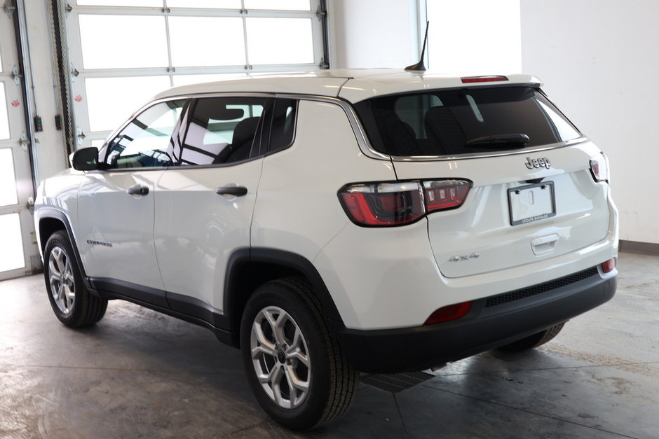 2025 Jeep Compass SPORT-4