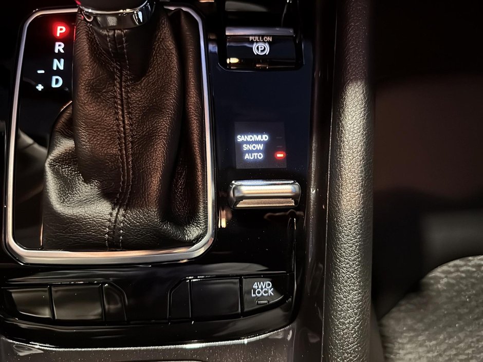 2025 Jeep Compass NORTH-14