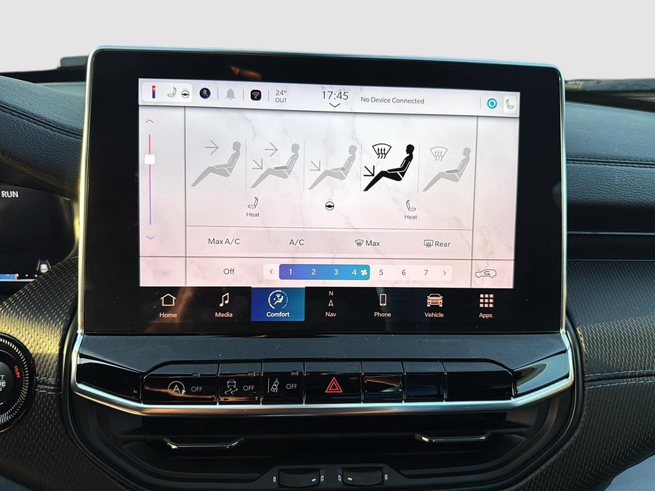 Jeep Compass Altitude Luxe 4X4 Navigation 2025-17