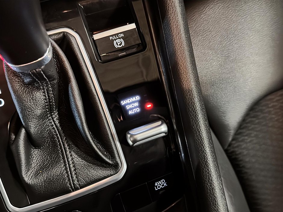 2026 Jeep Compass NORTH-15