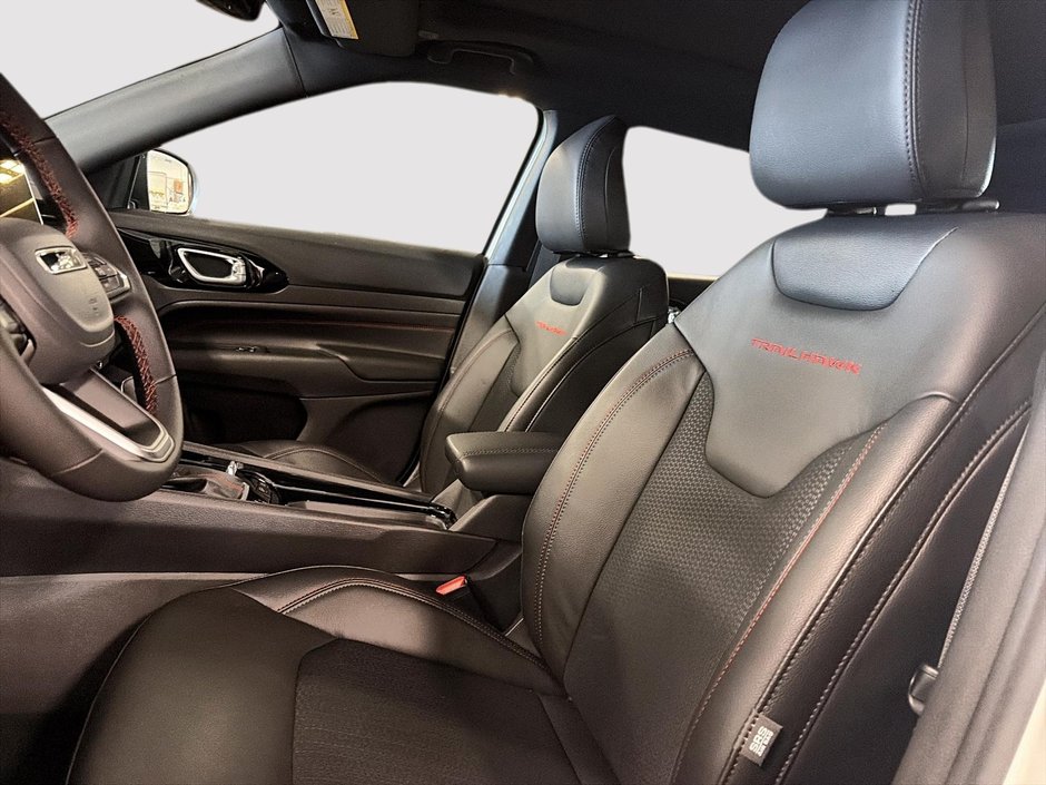 2026 Jeep Compass TRAILHAWK-7