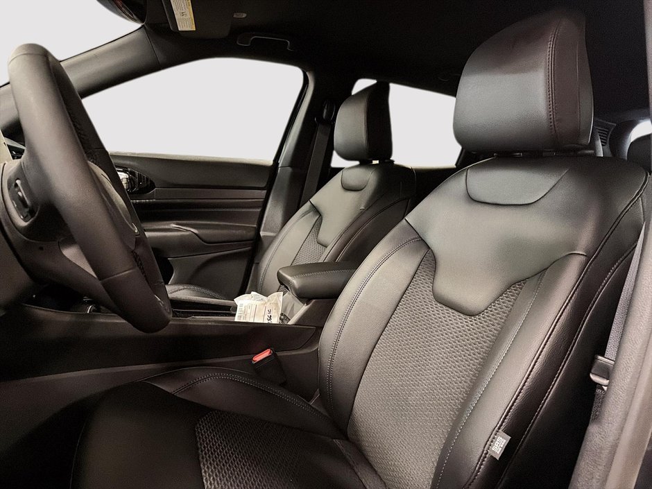 Jeep Compass NORTH 2026-8