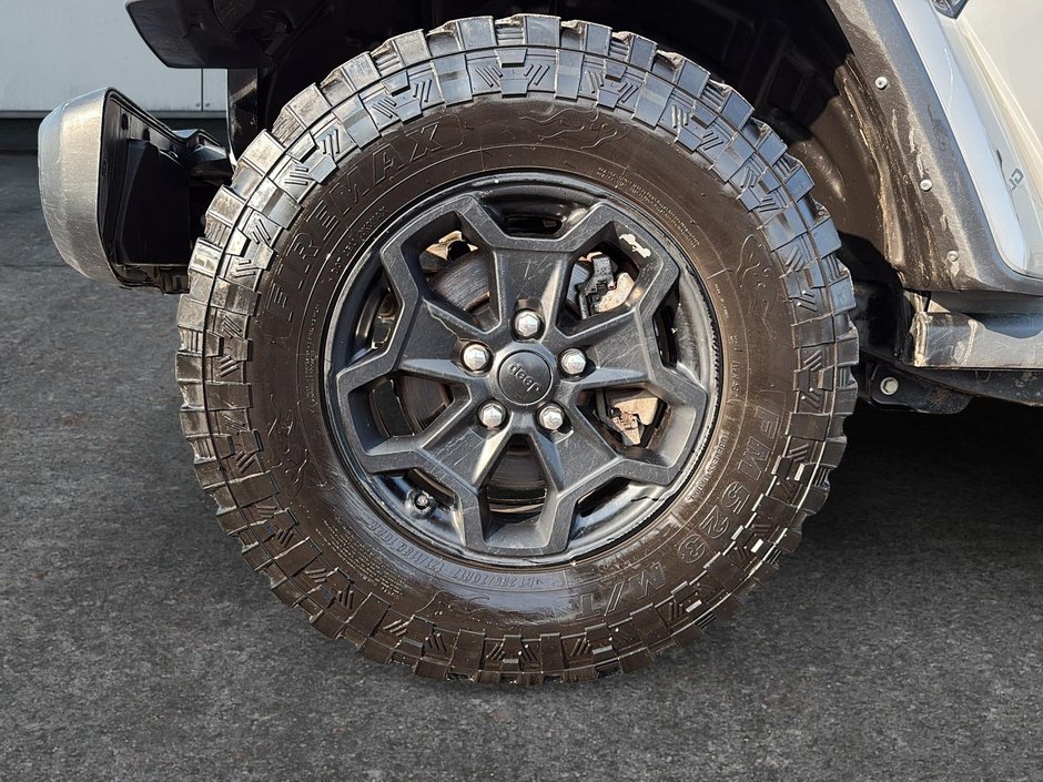 2022 Jeep Gladiator Willys V6 4X4 MANUELLE 6 VITESSES-6