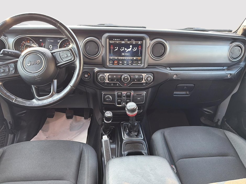 2022 Jeep Gladiator Willys V6 4X4 MANUELLE 6 VITESSES-9
