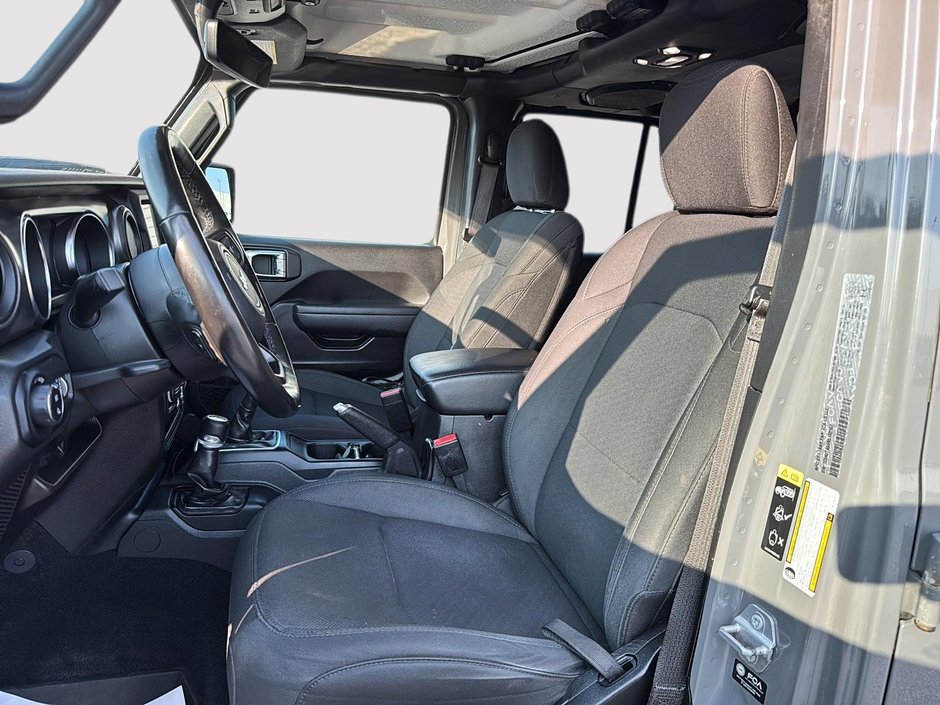 2022 Jeep Gladiator Willys V6 4X4 MANUELLE 6 VITESSES-8