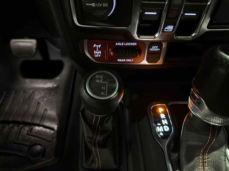 2022 Jeep Gladiator MOJAVE V6 4X4-15