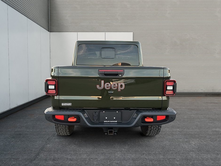 2022 Jeep Gladiator Mojave-2