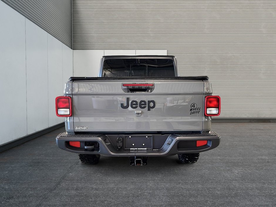 2023 Jeep Gladiator Willys-2