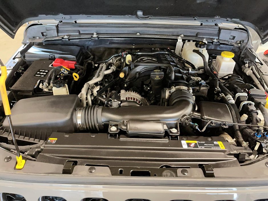 2023 Jeep Gladiator RUBICON 4X4 // SIÈGES ET VOLANT CHAUFFANTS-6