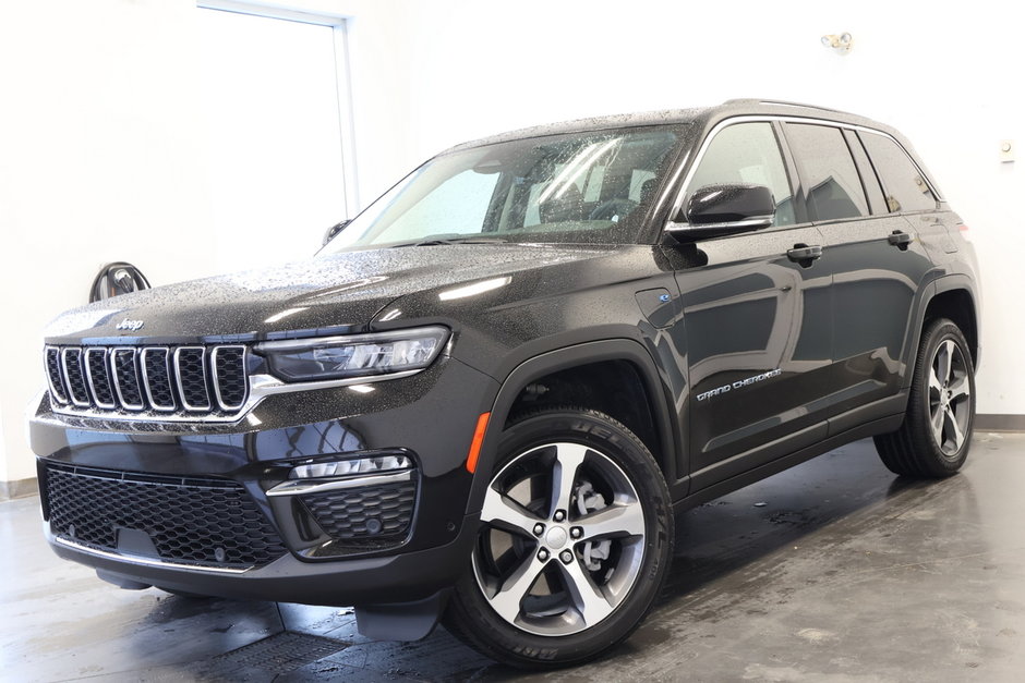 Grand Cherokee 4xe LIMITED + DVD + TOIT PANORAMIQUE 2022 à St-Jean-Sur-Richelieu, Québec