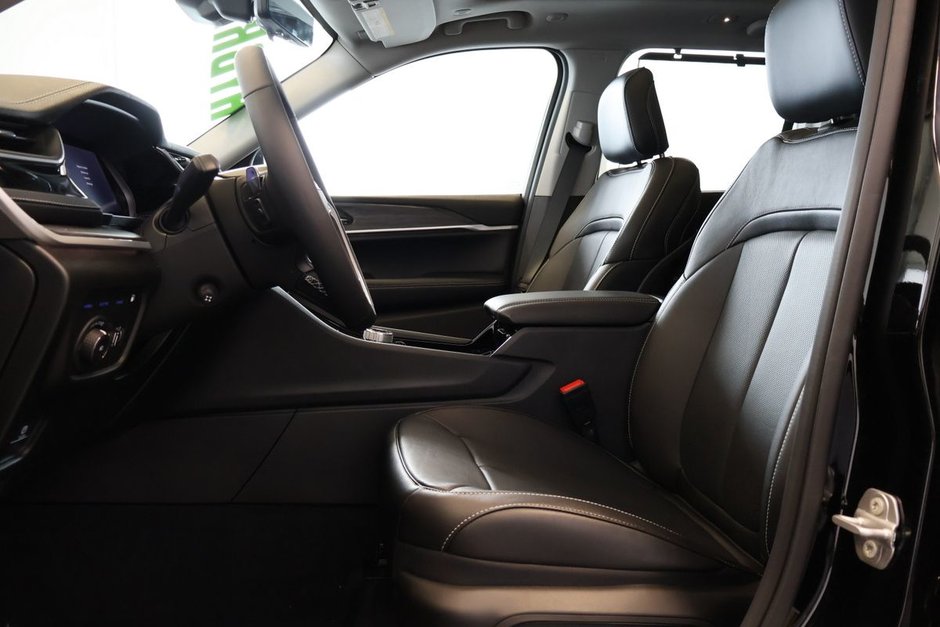 2023 Jeep Grand Cherokee 4xe-11