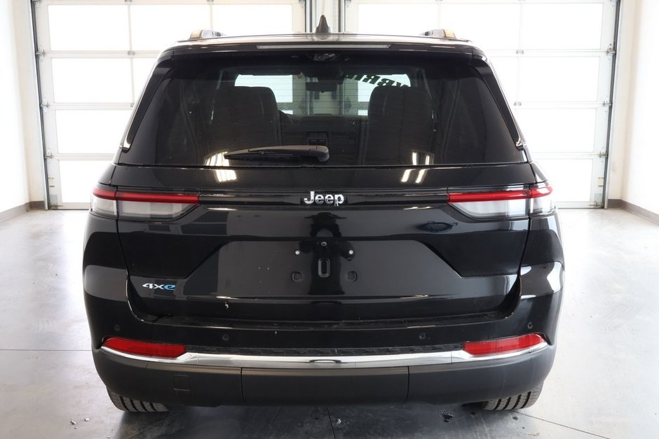 2023 Jeep Grand Cherokee 4xe-5