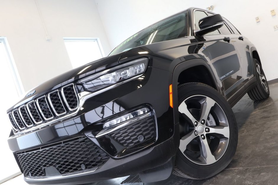 2023 Jeep Grand Cherokee 4xe-1