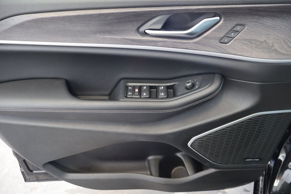 Jeep Grand Cherokee 4xe 30th Anniversary 2023-12