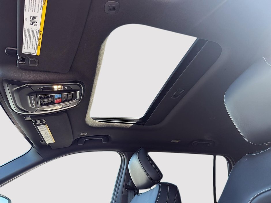 Jeep Grand Cherokee L ALTITUDE 2025-15