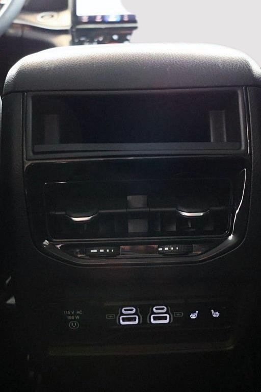 Jeep Grand Cherokee LIMITED 2023-21
