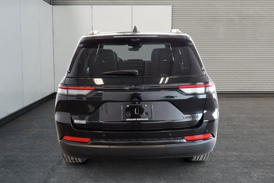 Jeep Grand Cherokee LIMITED 2023-5