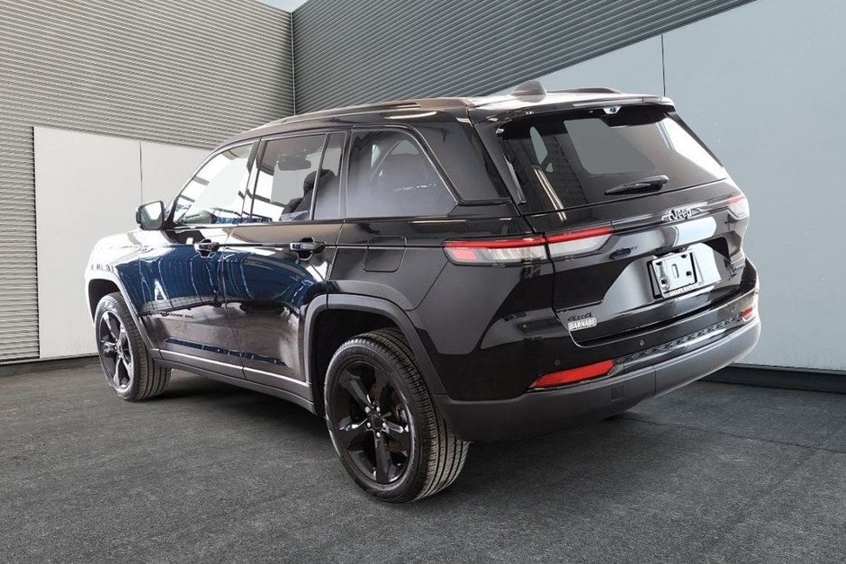 Jeep Grand Cherokee LIMITED 2023-4