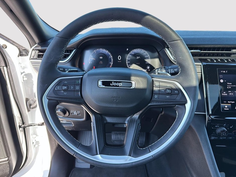 2024 Jeep Grand Cherokee Altitude-11