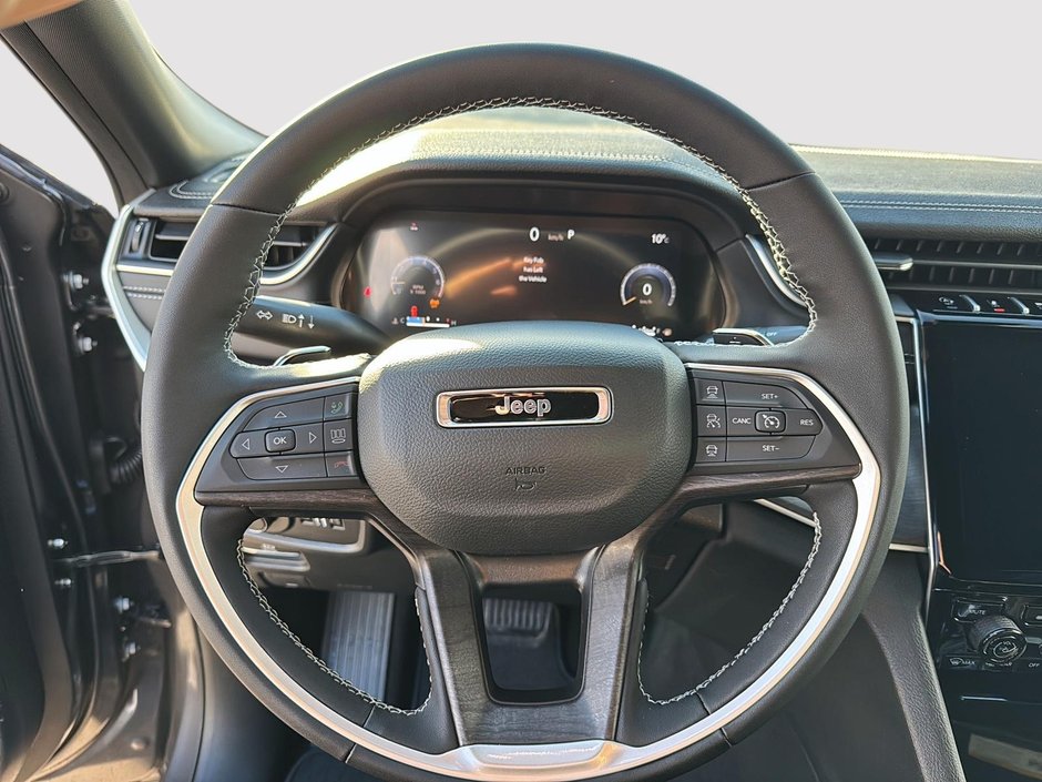 2025 Jeep Grand Cherokee LIMITED-11