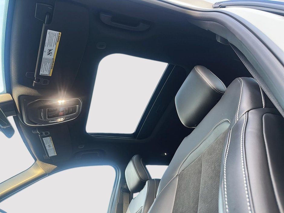 2025 Jeep Grand Cherokee LAREDO ALTITUDE-14