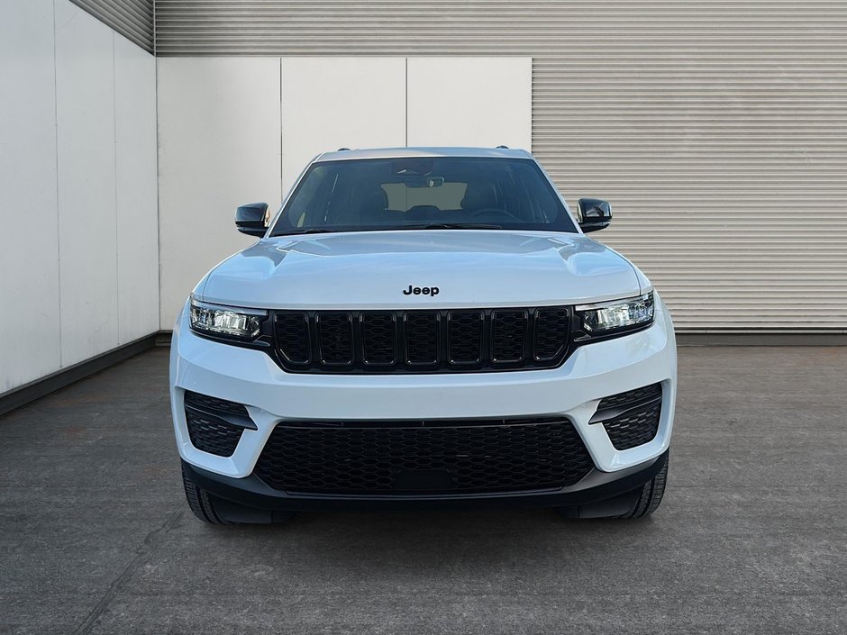 2025 Jeep Grand Cherokee LAREDO ALTITUDE-1