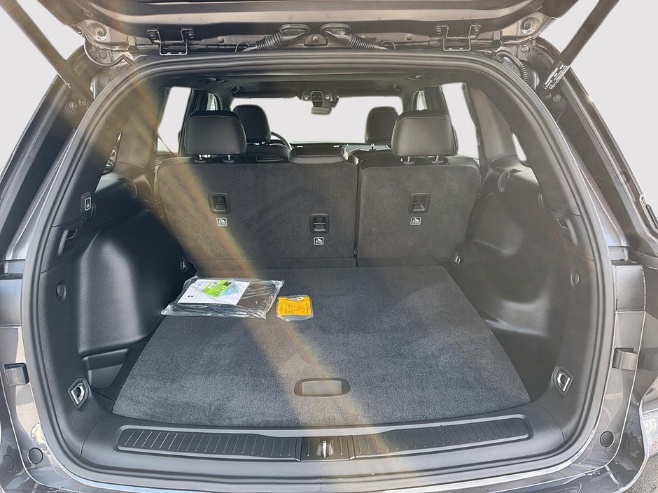 Jeep Grand Cherokee LAREDO ALTITUDE 2025-5