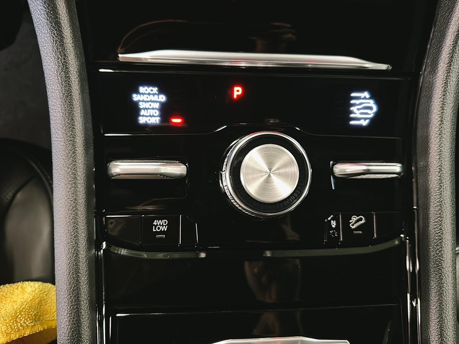 2025 Jeep Grand Cherokee OVERLAND-14