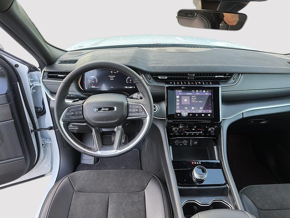 Jeep Grand Cherokee Altitude 2025-10