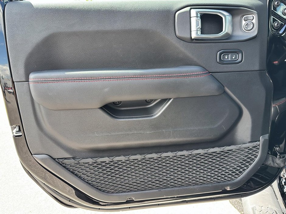 2023 Jeep WRANGLER 4-Door Rubicon Sky One Touch-10